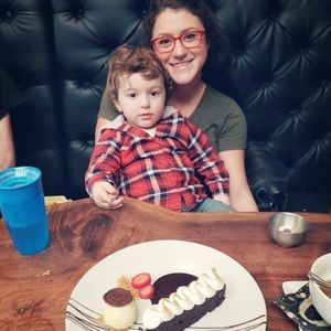 Meet your Posher, Jillian